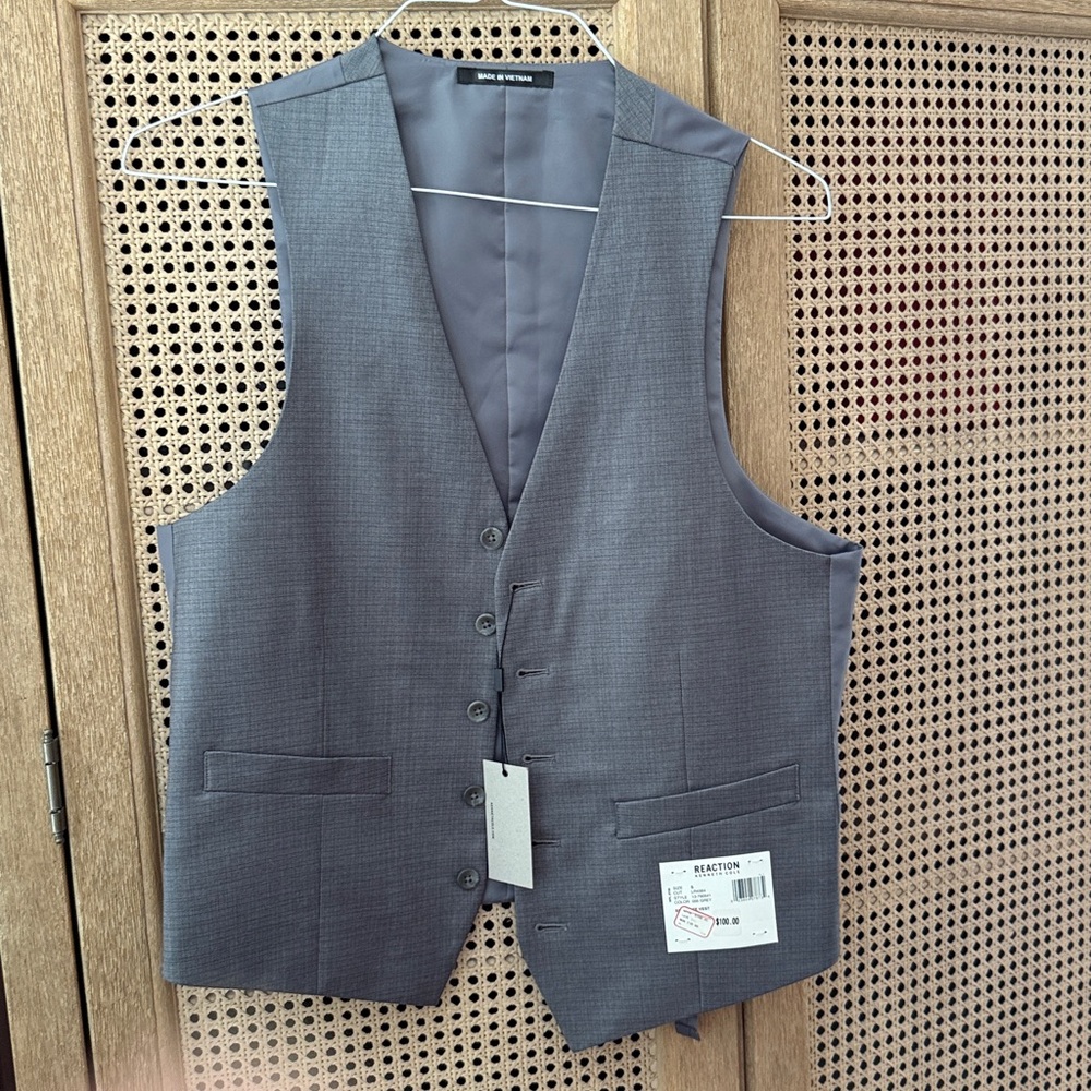 Kenneth Cole Reaction Gray Vest
